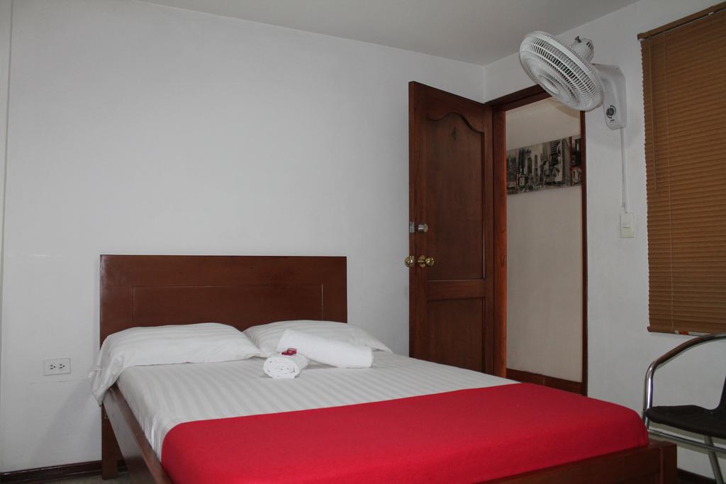 Pasadena Hostel 卡利 客房 照片